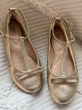 Girls Pampili Metallic Gold T-Strap Flats with Rhinestone Accent: Eur 34/US 1.5